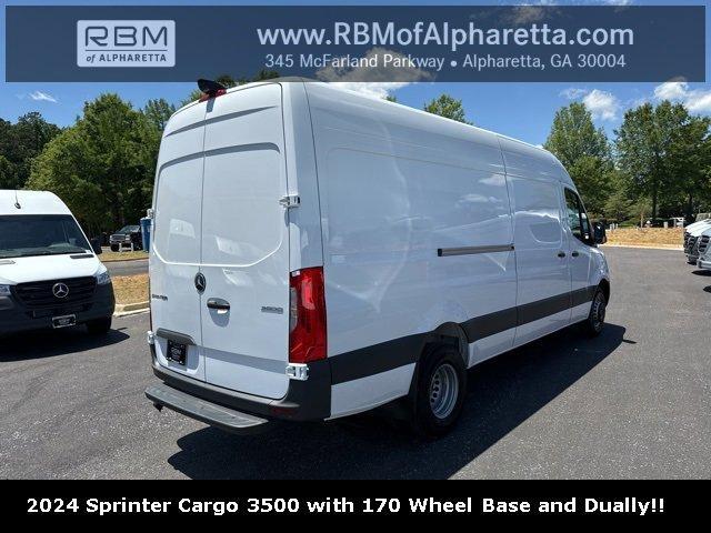 new 2024 Mercedes-Benz Sprinter 3500 car