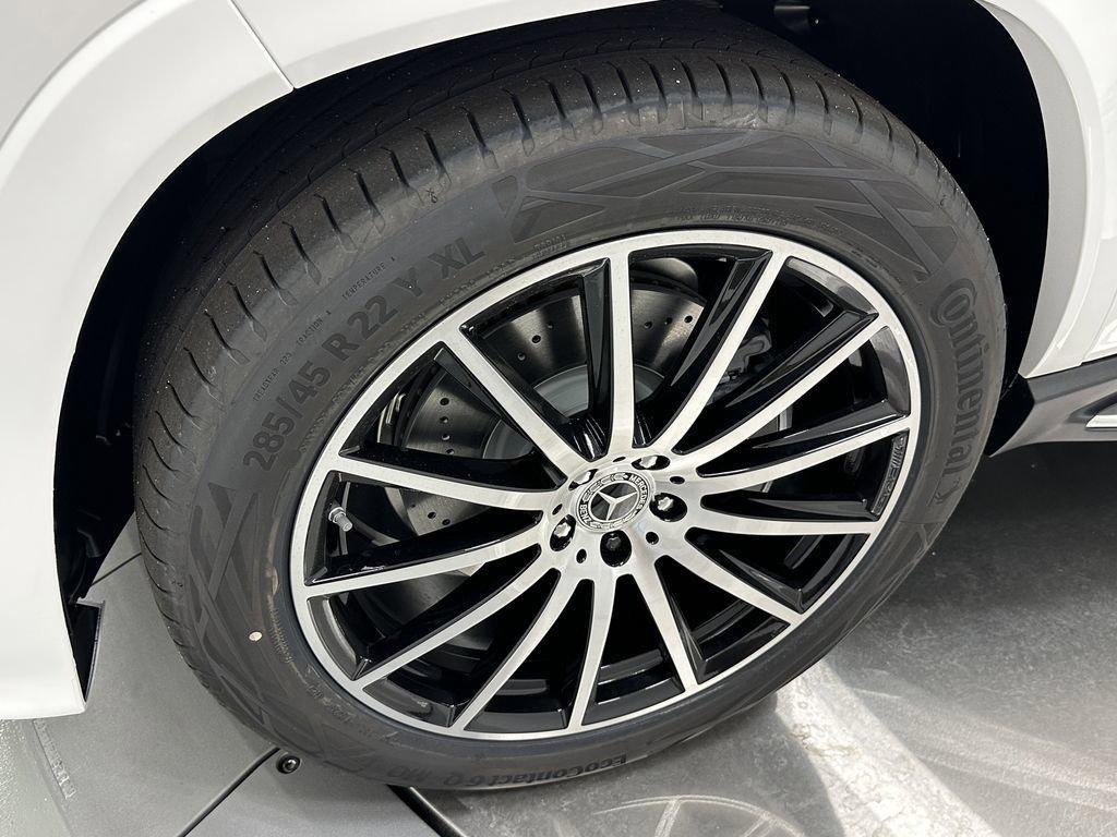 new 2026 Mercedes-Benz GLS 450 car, priced at $106,620