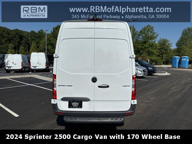 new 2024 Mercedes-Benz Sprinter 2500 car