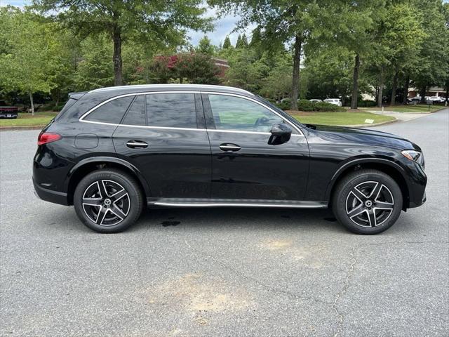 new 2024 Mercedes-Benz GLC 300 car, priced at $60,975