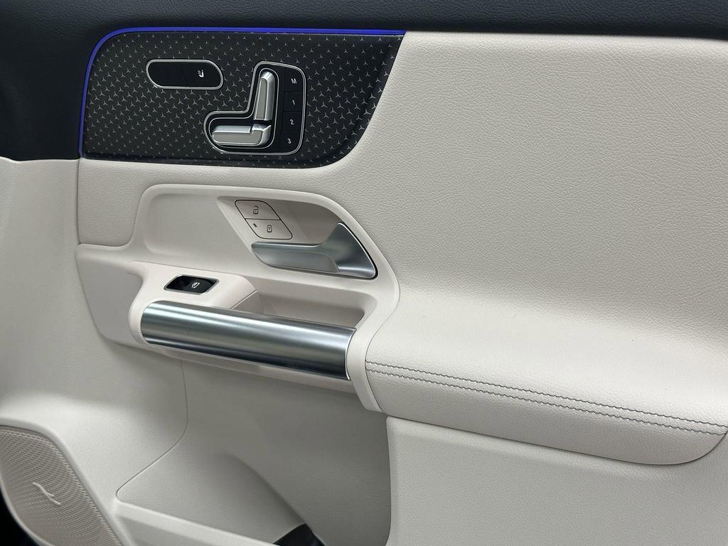 new 2026 Mercedes-Benz GLA 250 car, priced at $52,785