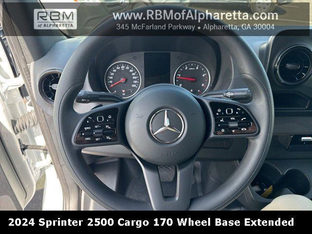 new 2024 Mercedes-Benz Sprinter 2500 car