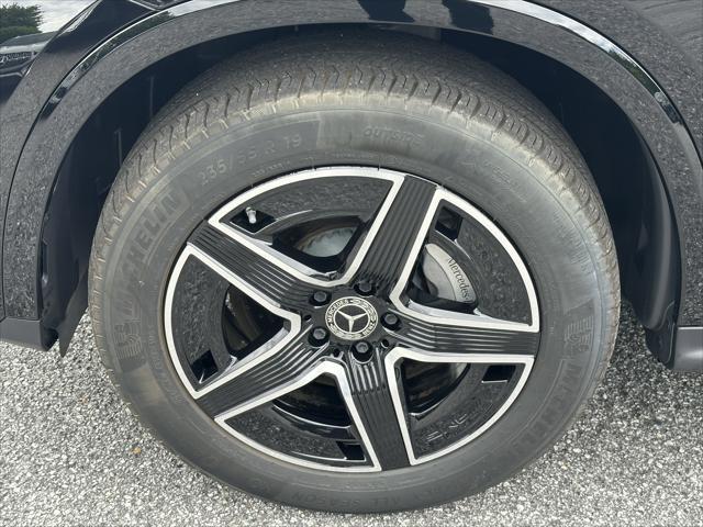 used 2023 Mercedes-Benz GLC 300 car