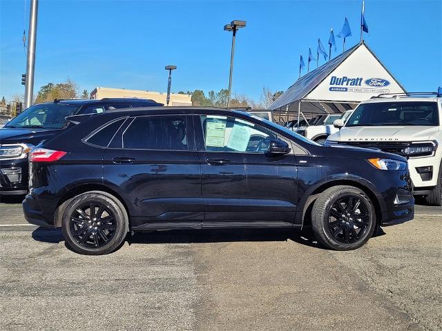 used 2023 Ford Edge car, priced at $30,000