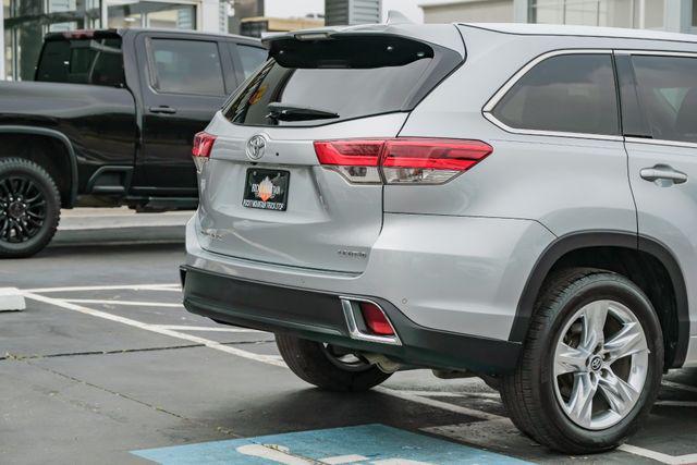 used 2019 Toyota Highlander car, priced at $28,990