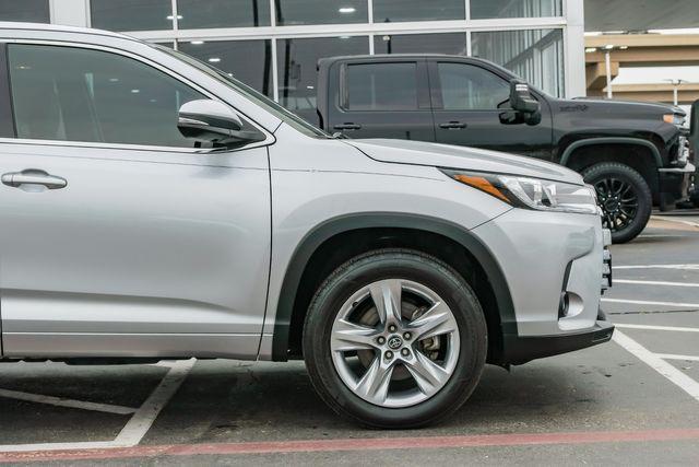 used 2019 Toyota Highlander car, priced at $28,990