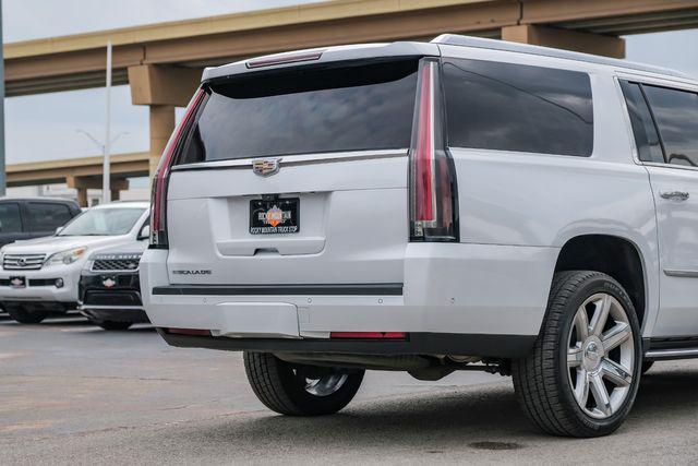 used 2017 Cadillac Escalade ESV car, priced at $25,990