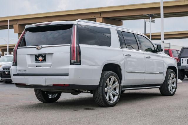 used 2017 Cadillac Escalade ESV car, priced at $25,990