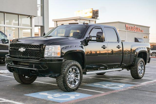 used 2014 Chevrolet Silverado 2500 car, priced at $28,990