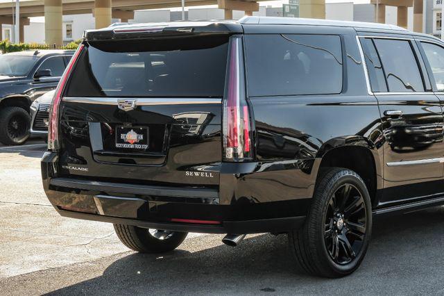 used 2018 Cadillac Escalade ESV car, priced at $29,990