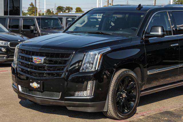 used 2018 Cadillac Escalade ESV car, priced at $29,990