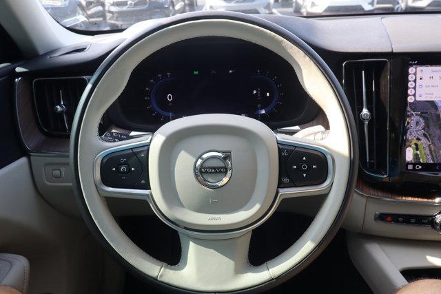 used 2022 Volvo XC60 car, priced at $28,995