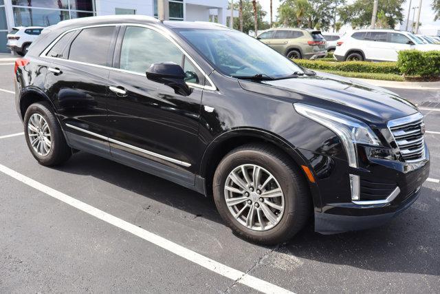 used 2017 Cadillac XT5 car, priced at $14,995