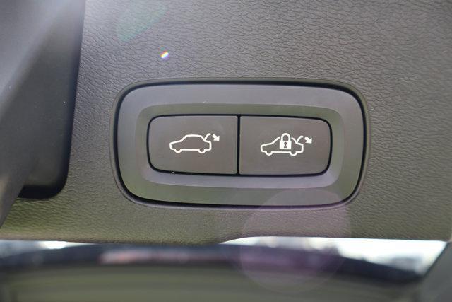 used 2022 Volvo XC60 car, priced at $27,995