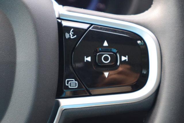 used 2023 Volvo XC60 car, priced at $38,995