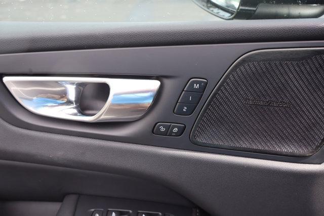 used 2022 Volvo XC60 car, priced at $29,995