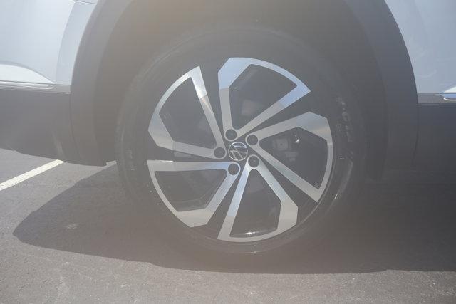 used 2021 Volkswagen Atlas car, priced at $37,995