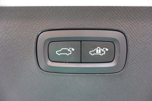 used 2020 Volvo XC90 car, priced at $26,995