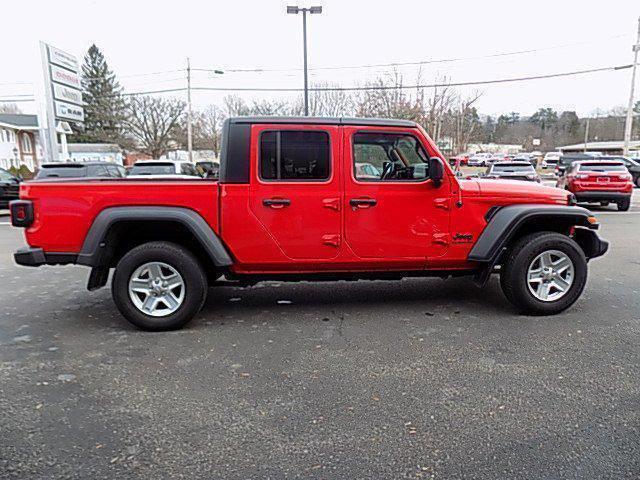 used 2020 Jeep Gladiator car, priced at $31,437