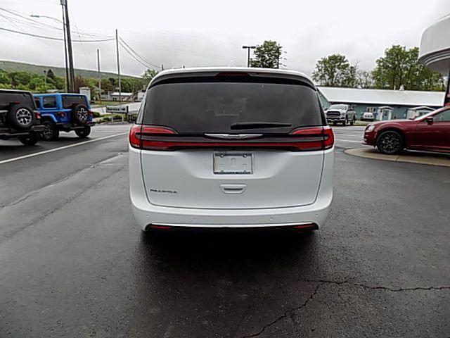 used 2022 Chrysler Pacifica car, priced at $36,997