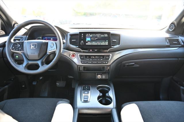 used 2022 Honda Pilot car, priced at $28,995