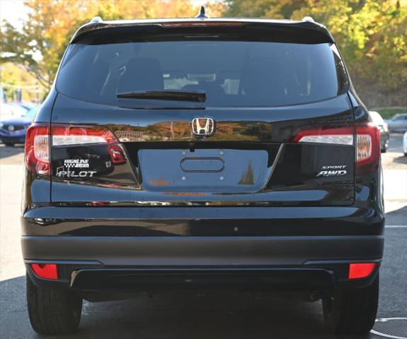 used 2022 Honda Pilot car, priced at $28,995