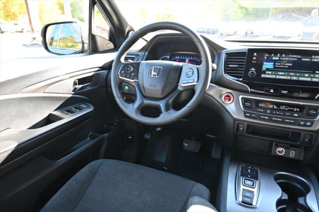 used 2022 Honda Pilot car, priced at $28,995