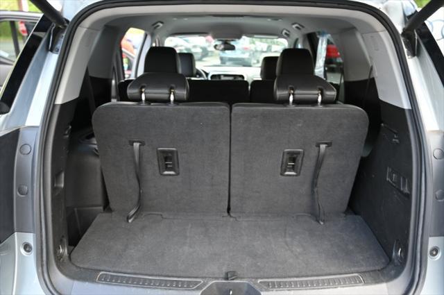 used 2023 GMC Acadia car, priced at $28,495