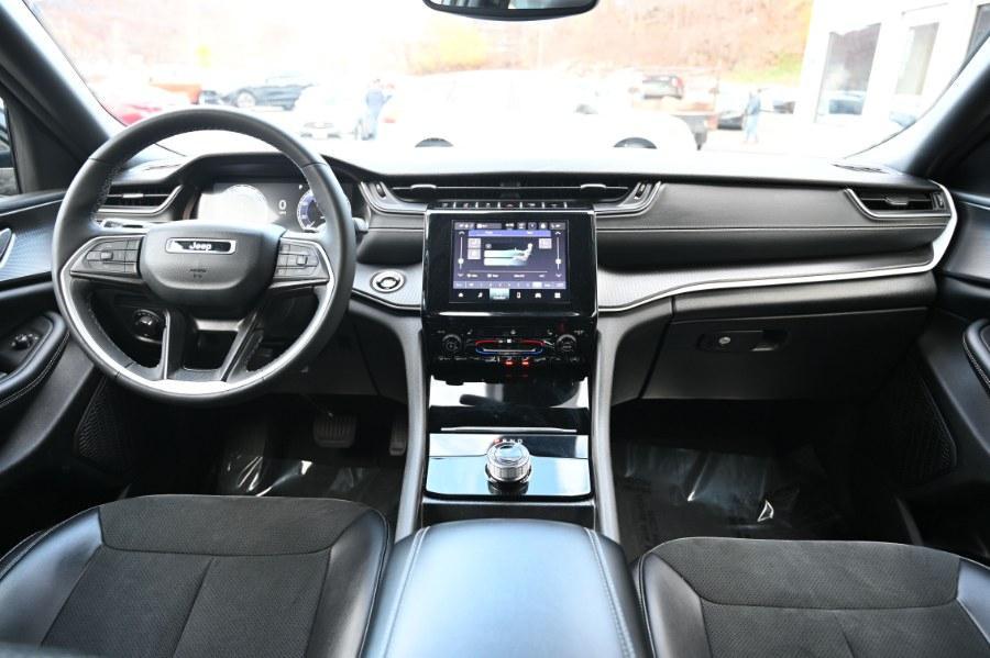 used 2024 Jeep Grand Cherokee L car, priced at $26,995