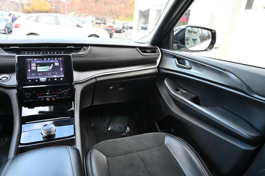 used 2024 Jeep Grand Cherokee L car, priced at $26,995