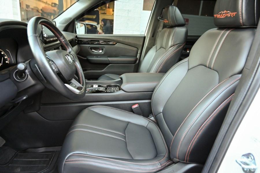 used 2025 Honda Pilot car, priced at $36,995