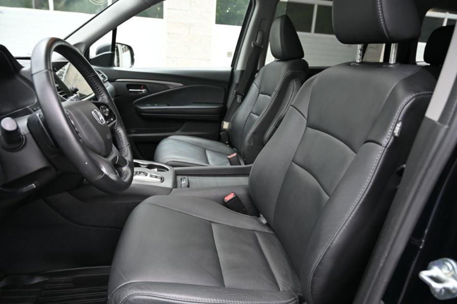 used 2022 Honda Pilot car, priced at $25,995