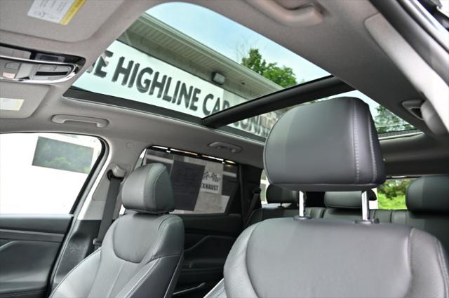 used 2023 Hyundai Santa Fe car, priced at $27,995