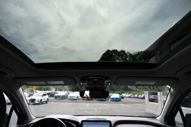 used 2023 Hyundai Santa Fe car, priced at $27,995