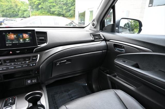 used 2021 Honda Pilot car, priced at $30,995