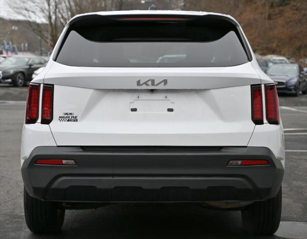 used 2023 Kia Sorento car, priced at $22,995