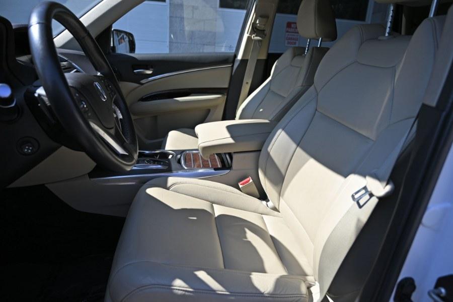 used 2019 Acura MDX car, priced at $21,895