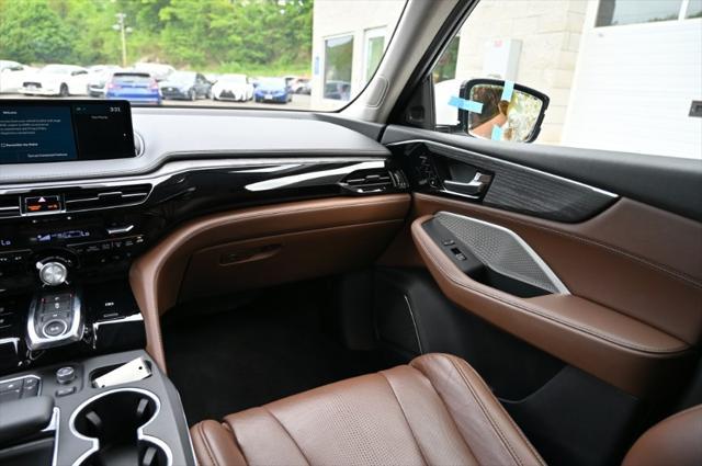 used 2022 Acura MDX car, priced at $40,995