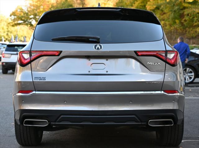 used 2022 Acura MDX car, priced at $31,995