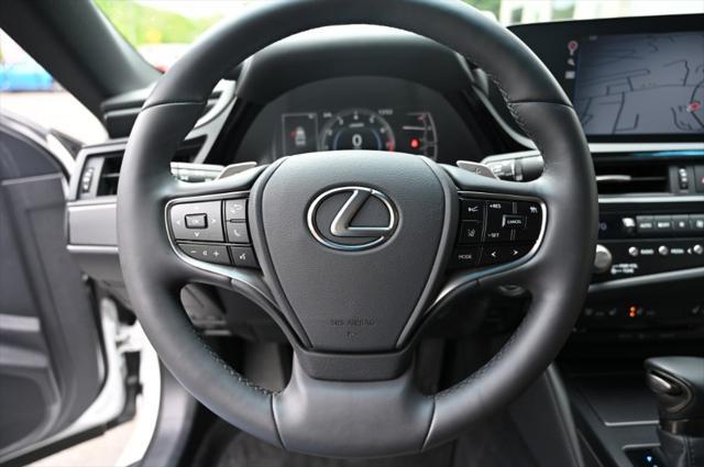 used 2022 Lexus ES 350 car, priced at $39,995