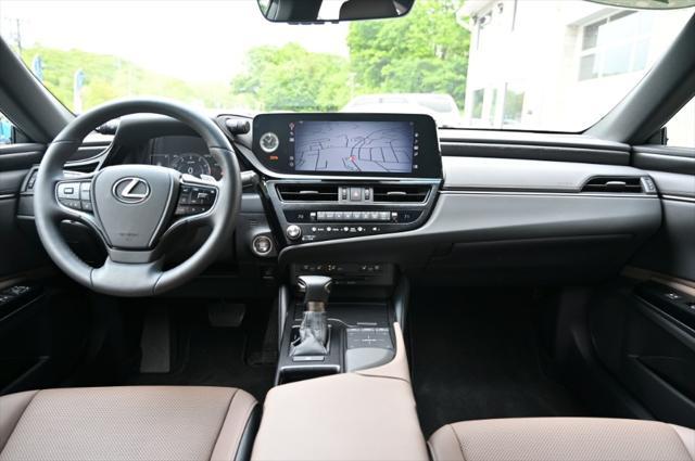 used 2022 Lexus ES 350 car, priced at $39,995