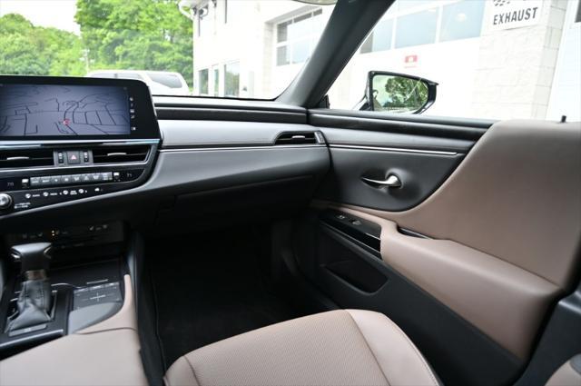 used 2022 Lexus ES 350 car, priced at $39,995
