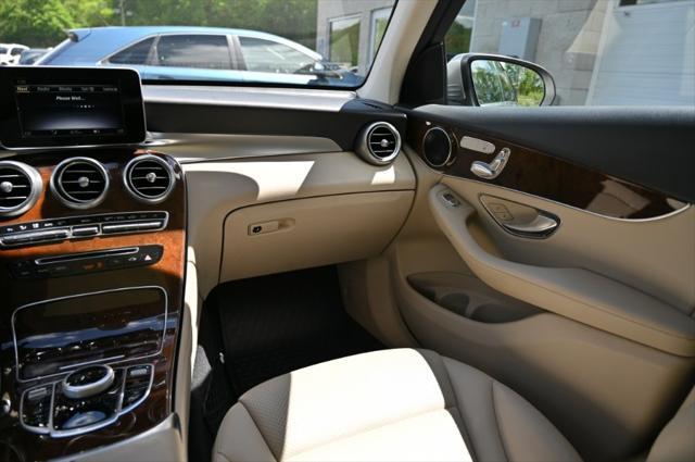 used 2019 Mercedes-Benz GLC 300 car, priced at $19,995