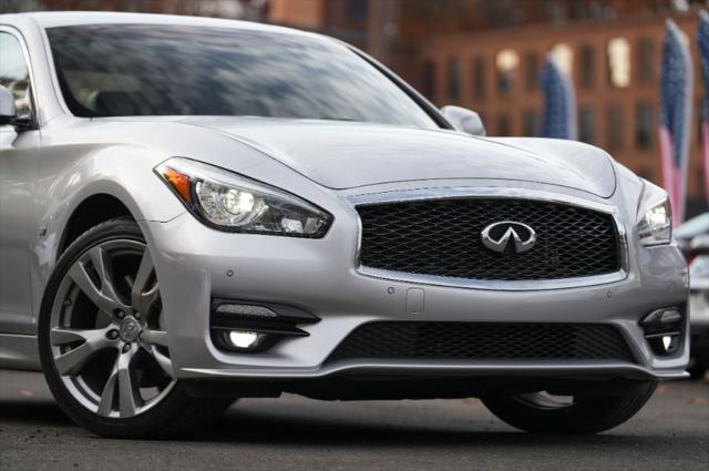 used 2017 INFINITI Q70 car, priced at $18,995