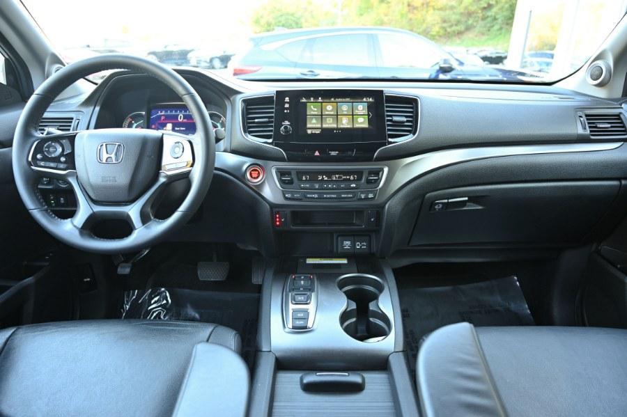 used 2022 Honda Pilot car, priced at $26,995