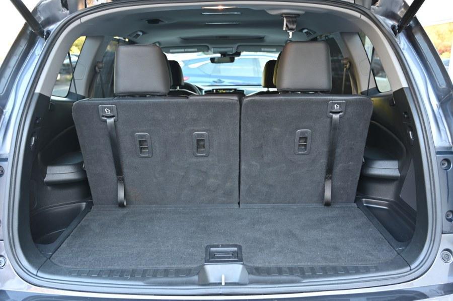 used 2022 Honda Pilot car, priced at $26,995