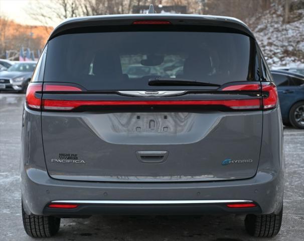 used 2022 Chrysler Pacifica Hybrid car, priced at $21,995