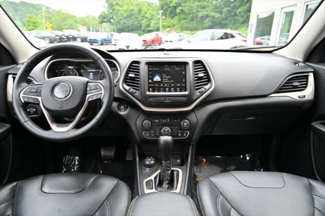 used 2015 Jeep Cherokee car, priced at $16,495