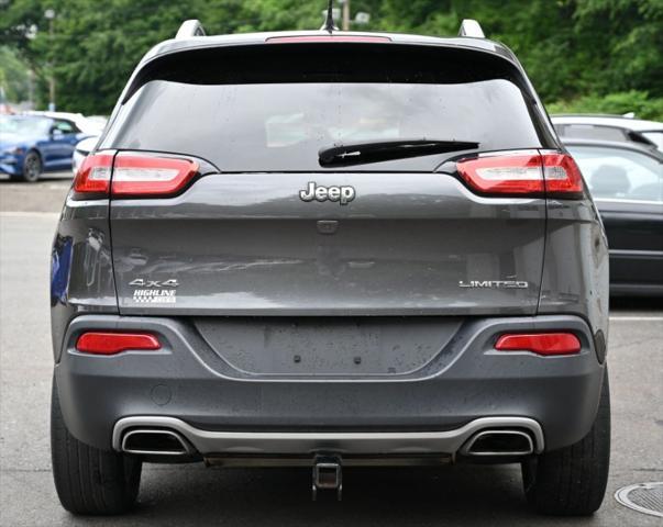 used 2015 Jeep Cherokee car, priced at $16,495