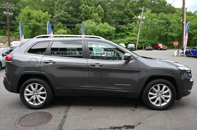 used 2015 Jeep Cherokee car, priced at $16,495